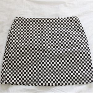Check board mini skirt with zipper on the back